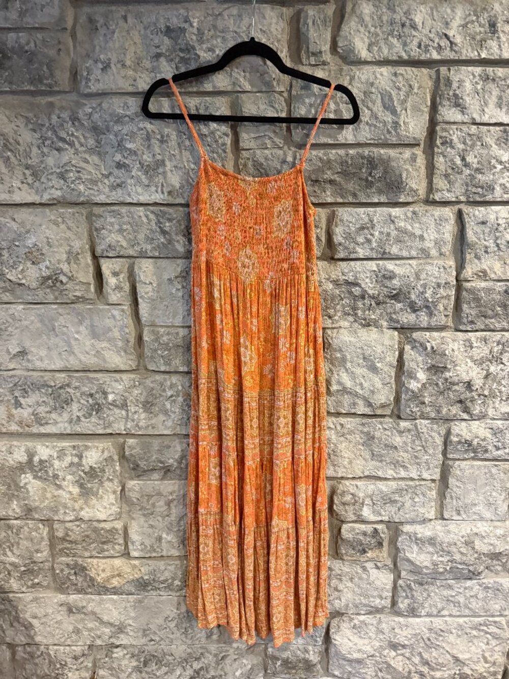 Beautiful Patterned Orange Midi Dress from Billabong - Size: M